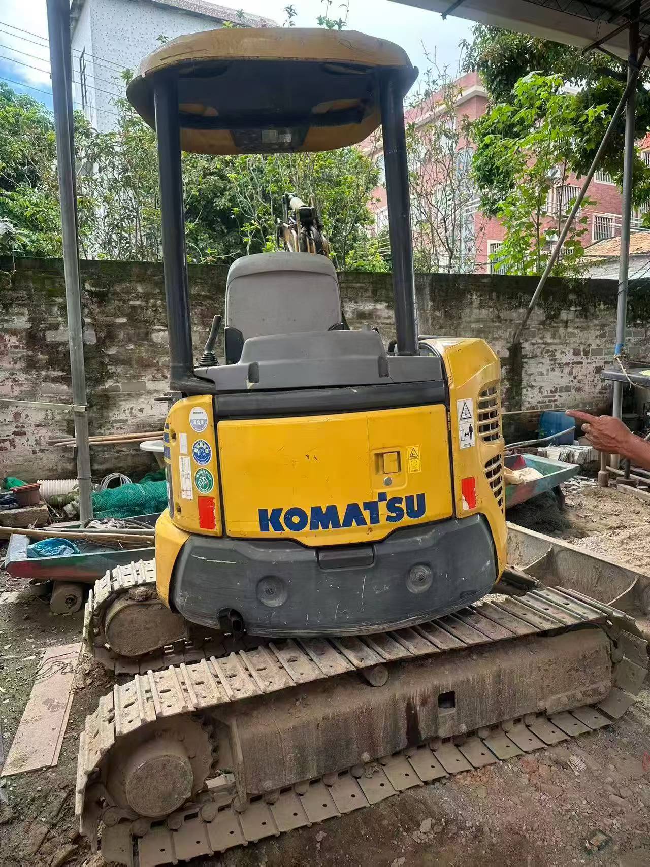 Buy Komatsu PC30-3 Used Excavator / 2