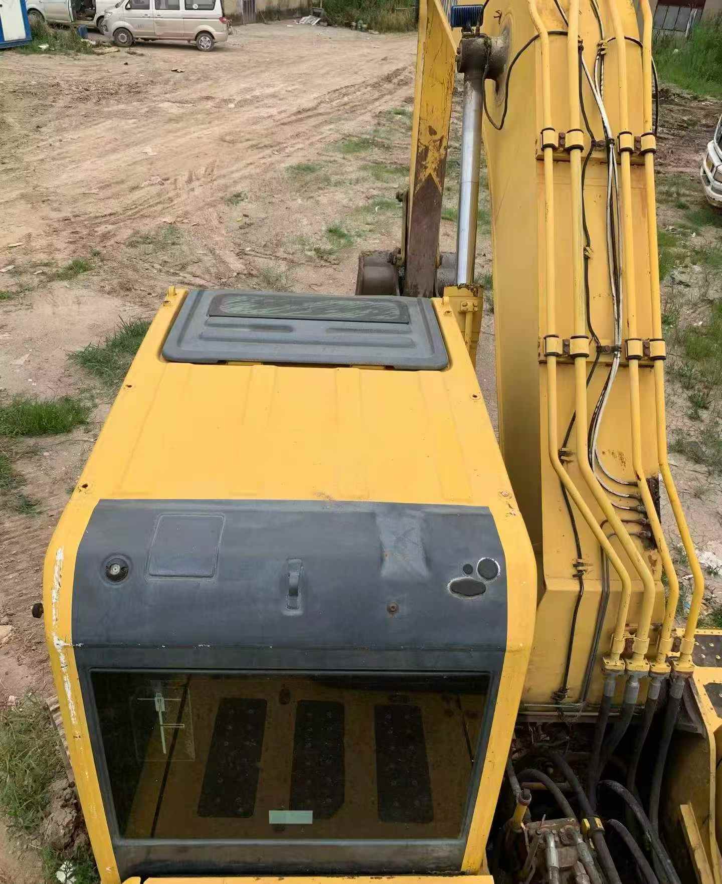 Buy Komatsu PC200-8N1 Used Excavator / 2