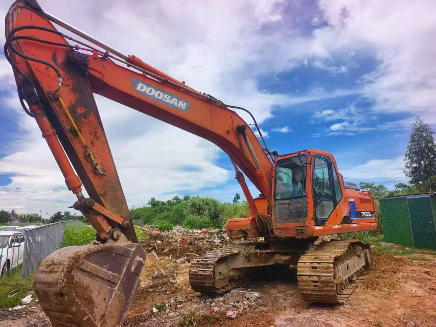Buy Doosan DH225-9 Used Excavator / 1