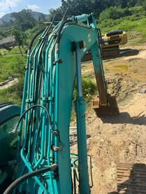 Buy Kobelco SK200-10 Used Excavator / 9 Buy Kobelco SK200-10 Used Excavator / 9