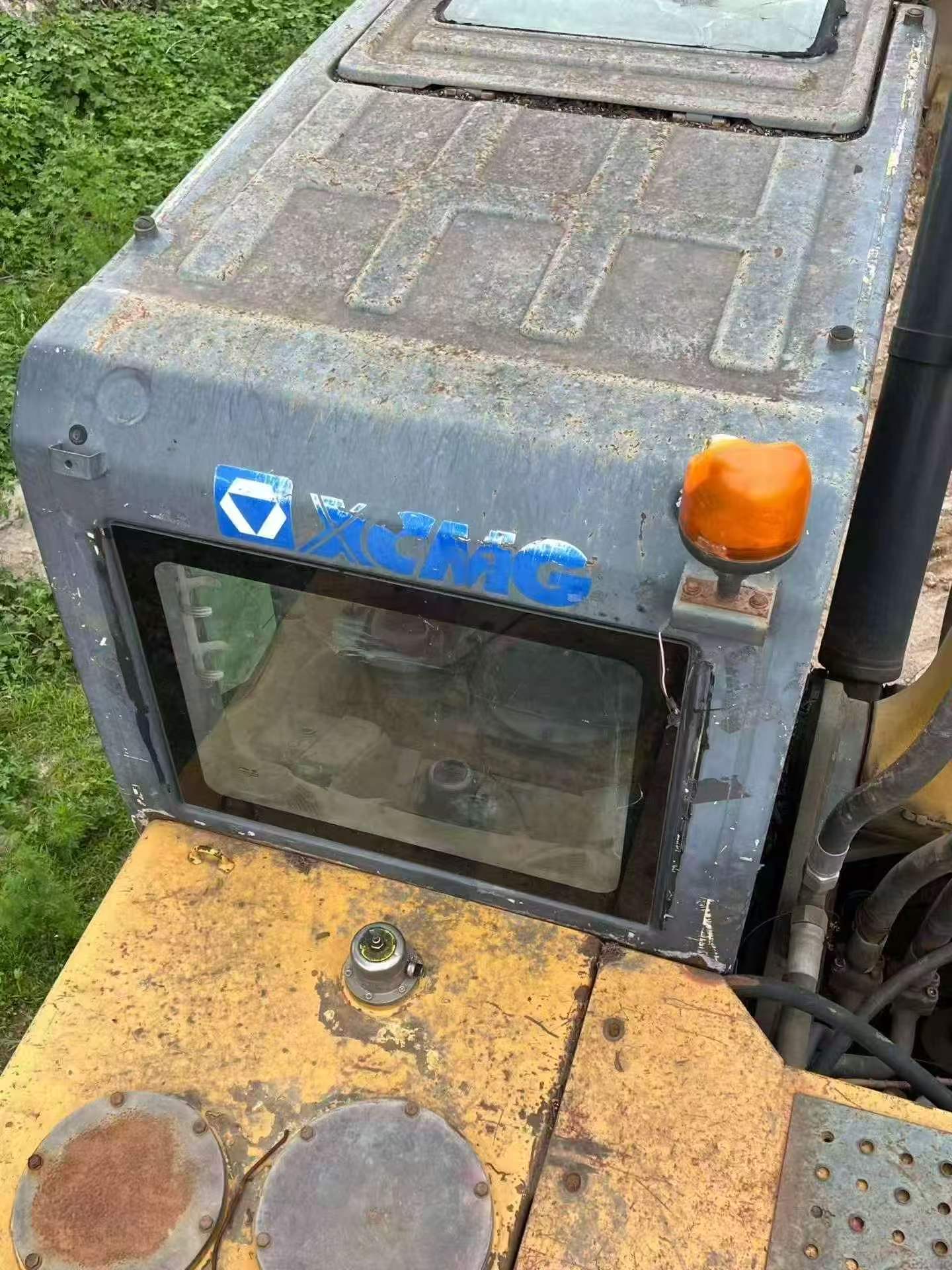 Buy XCMG XE470 Used Excavator / 5