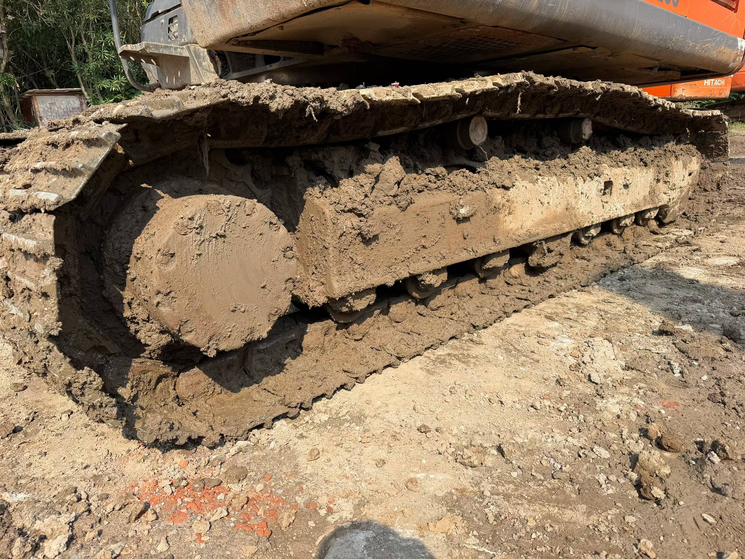 Buy Hitachi EX200-3 Used Excavator / 8