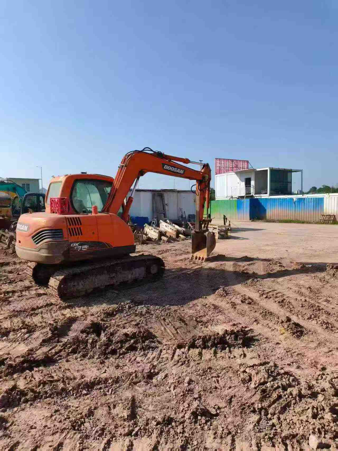 Buy Doosan DX75 Used Excavator / 7