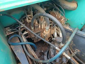 Buy Kobelco SK200-2 Used Excavator / 3 Buy Kobelco SK200-2 Used Excavator / 3
