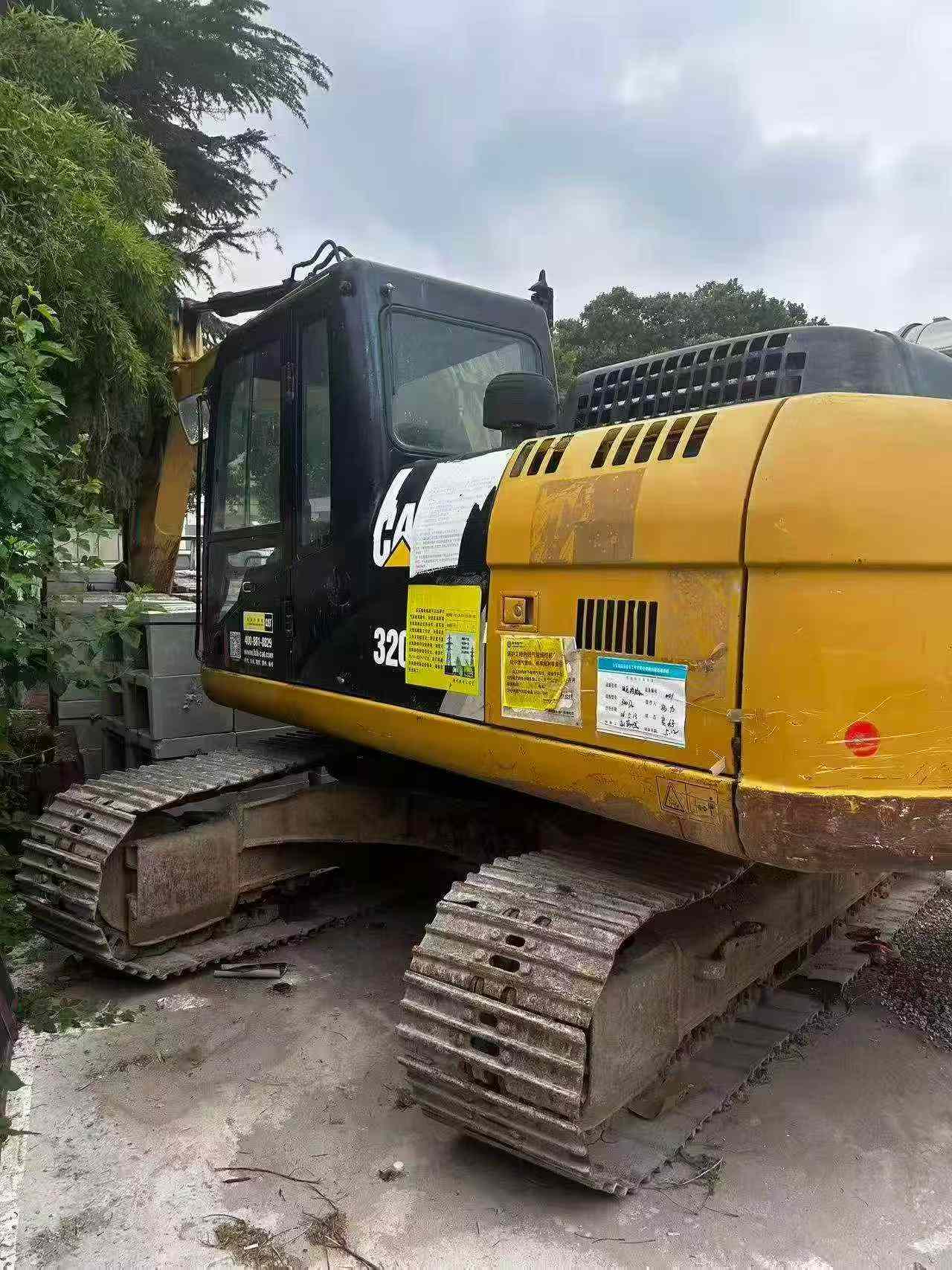 Buy Caterpillar 320D Used Excavator / 2