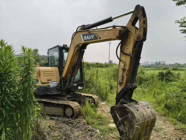 Buy Sany SY60 Used Excavator / 1
