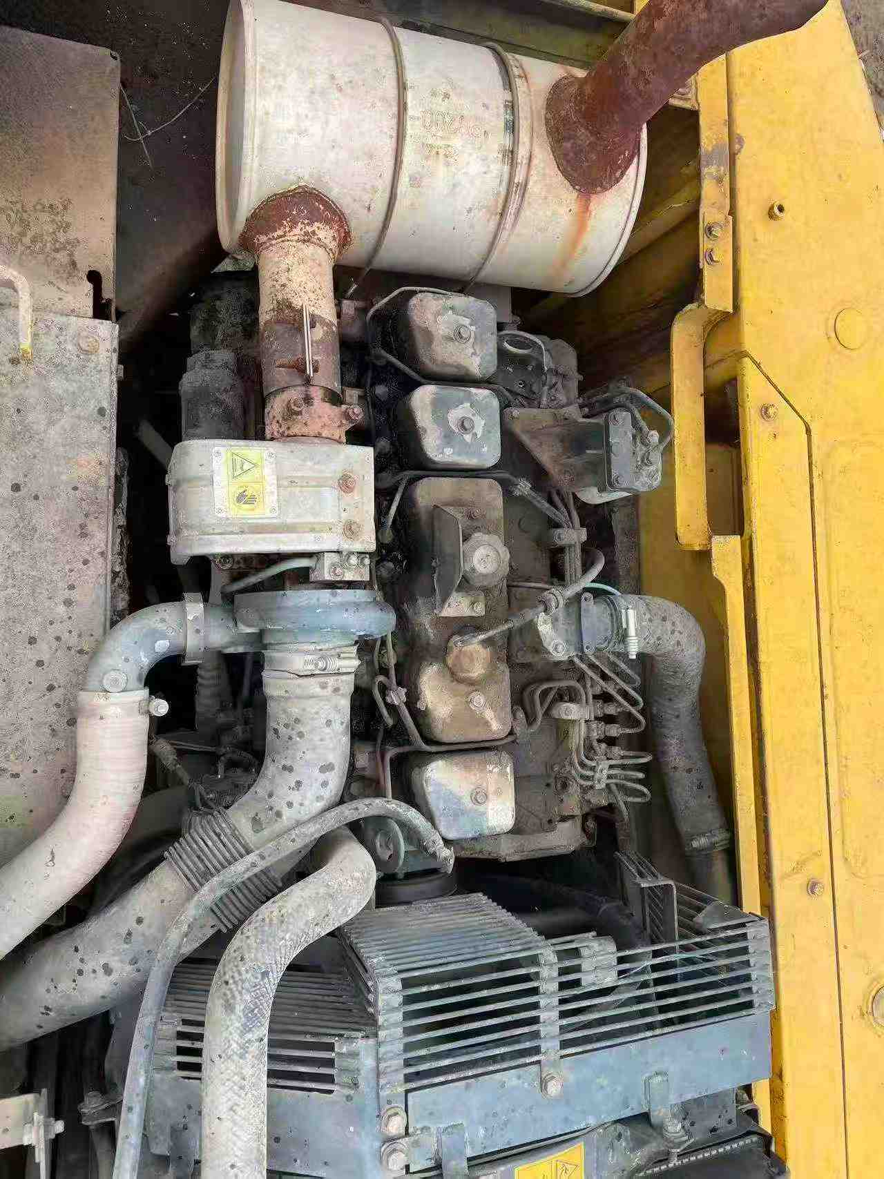 Buy Komatsu PC200-7 Used Excavator / 3