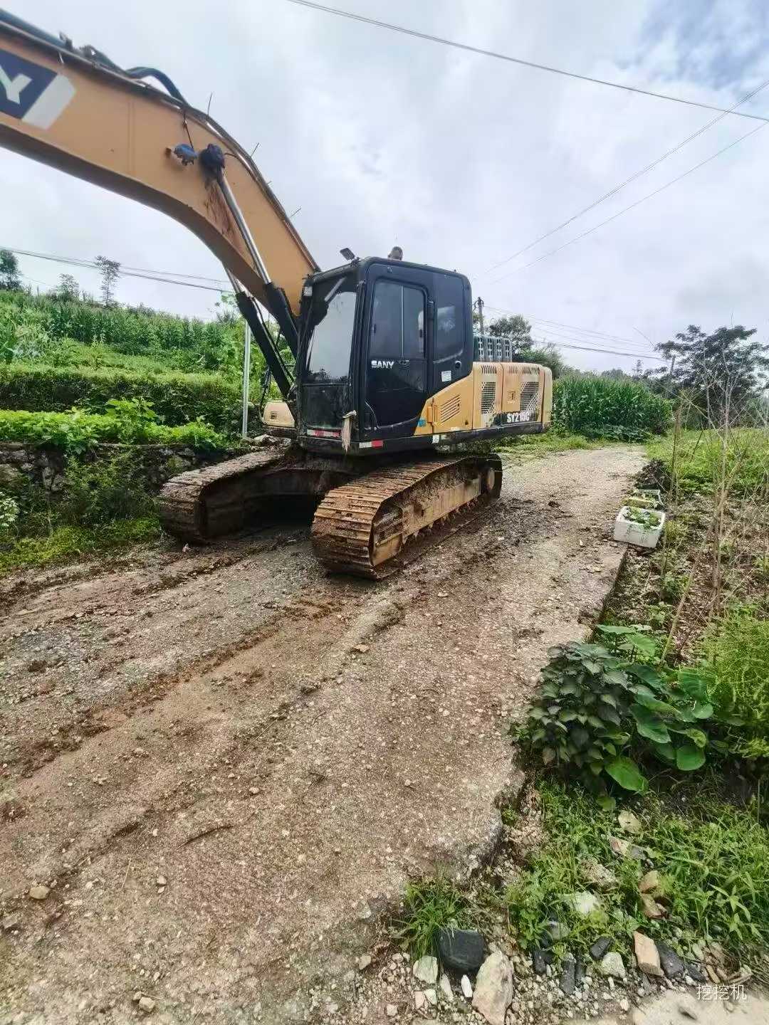 Buy Sany SY195C Used Excavator / 3