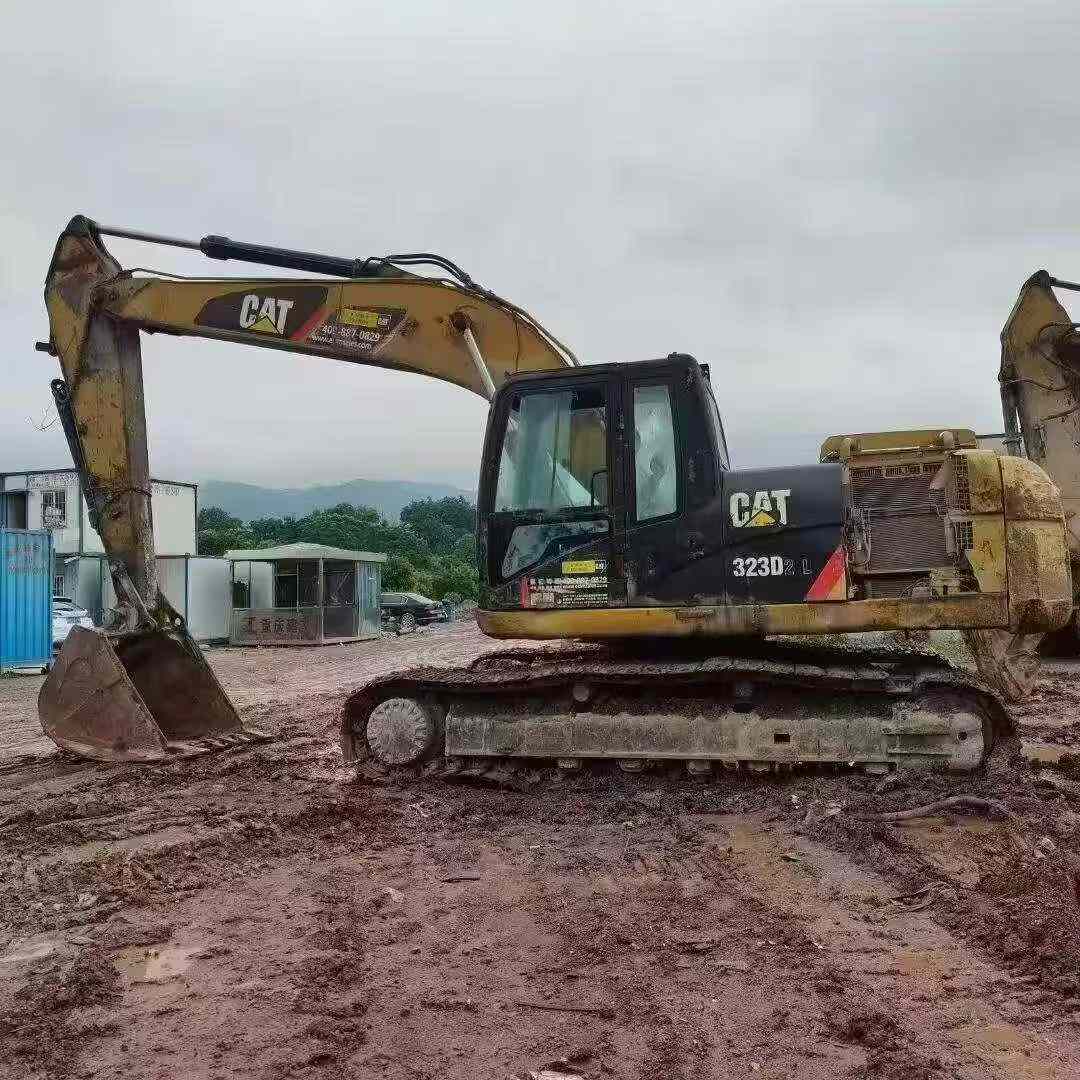 Buy Caterpillar 323D2L Used Excavator / 6