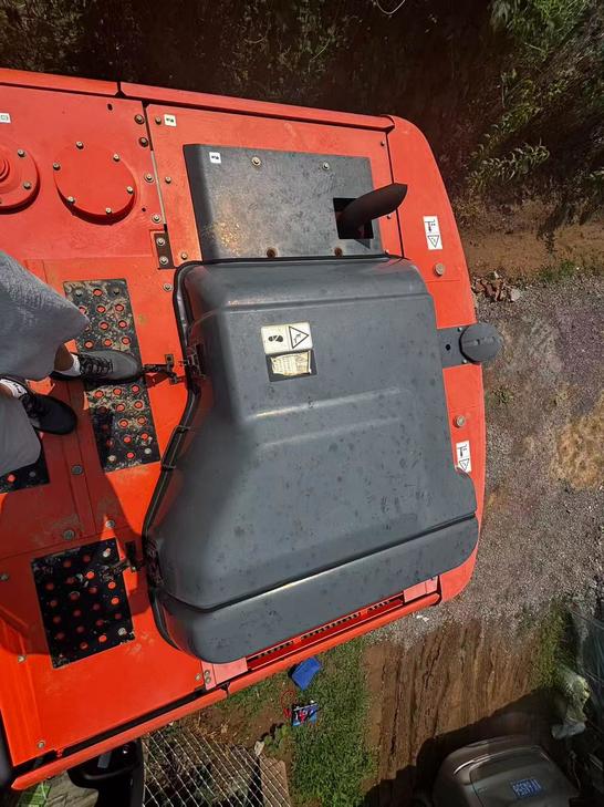 Buy Hitachi EX210-5 Used Excavator / 1