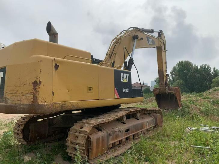 Buy Caterpillar 349E Used Excavator / 1