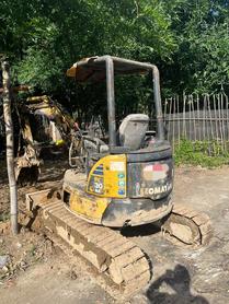 Buy Komatsu PC30-1 Used Excavator / 2 Buy Komatsu PC30-1 Used Excavator / 2
