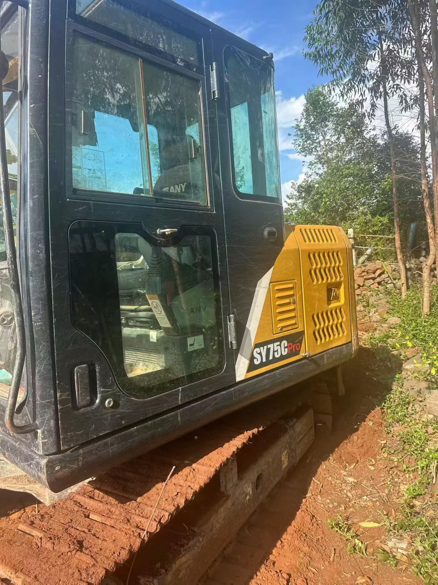 Buy Sany SY75 Used Excavator / 2