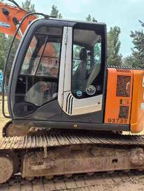 Buy Hitachi EX135UR Used Excavator / 7 Buy Hitachi EX135UR Used Excavator / 7