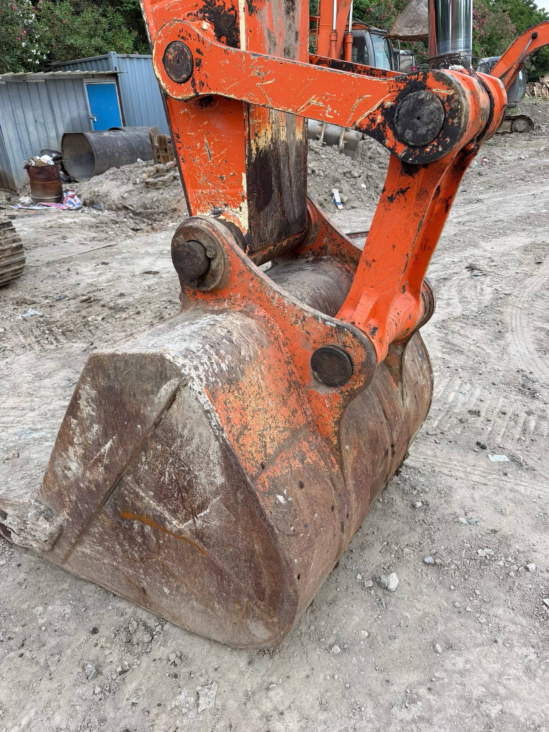 Buy Hitachi ZX250LC-3G Used Excavator / 8