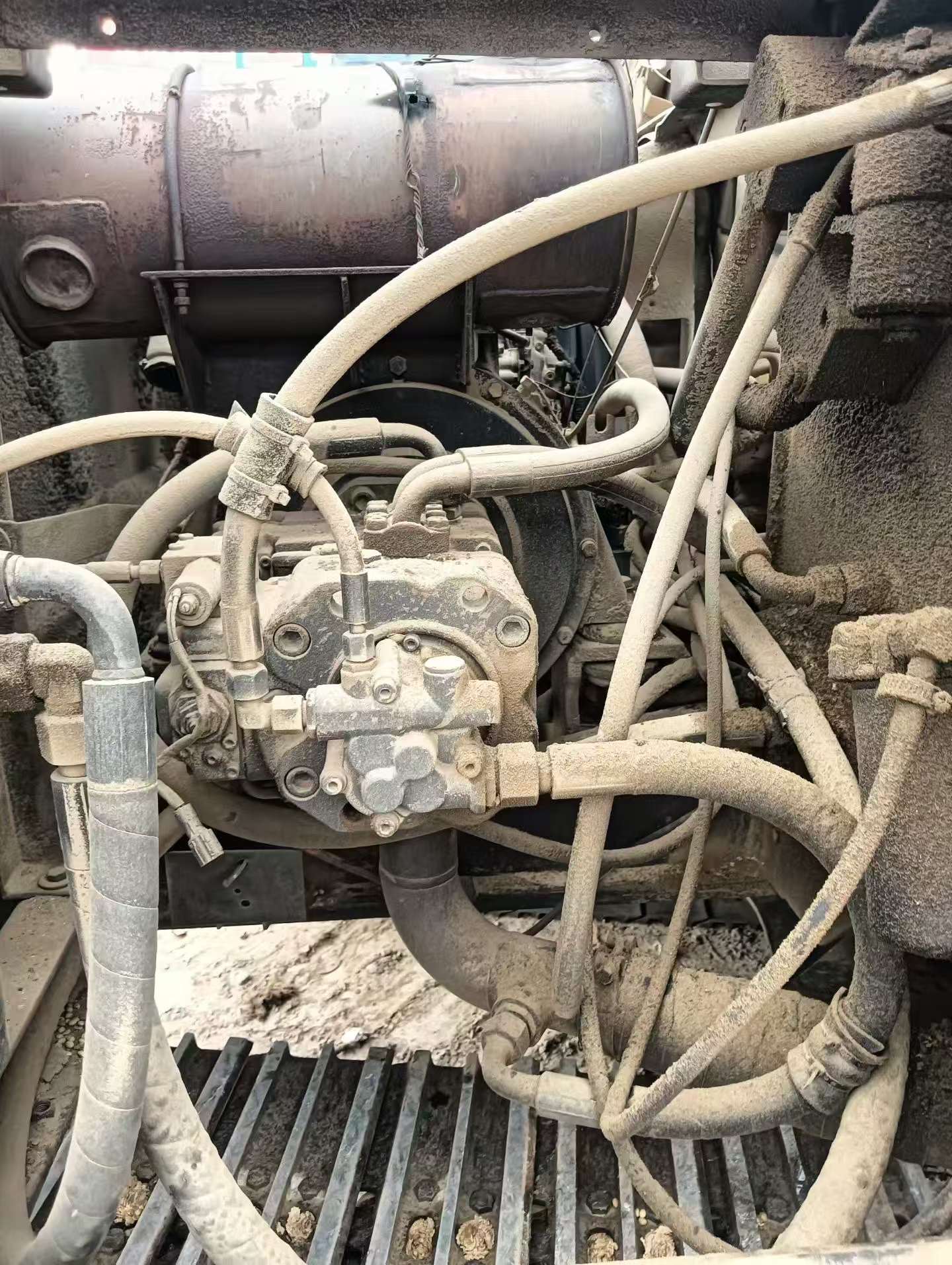 Buy Sany SY135 Used Excavator / 5