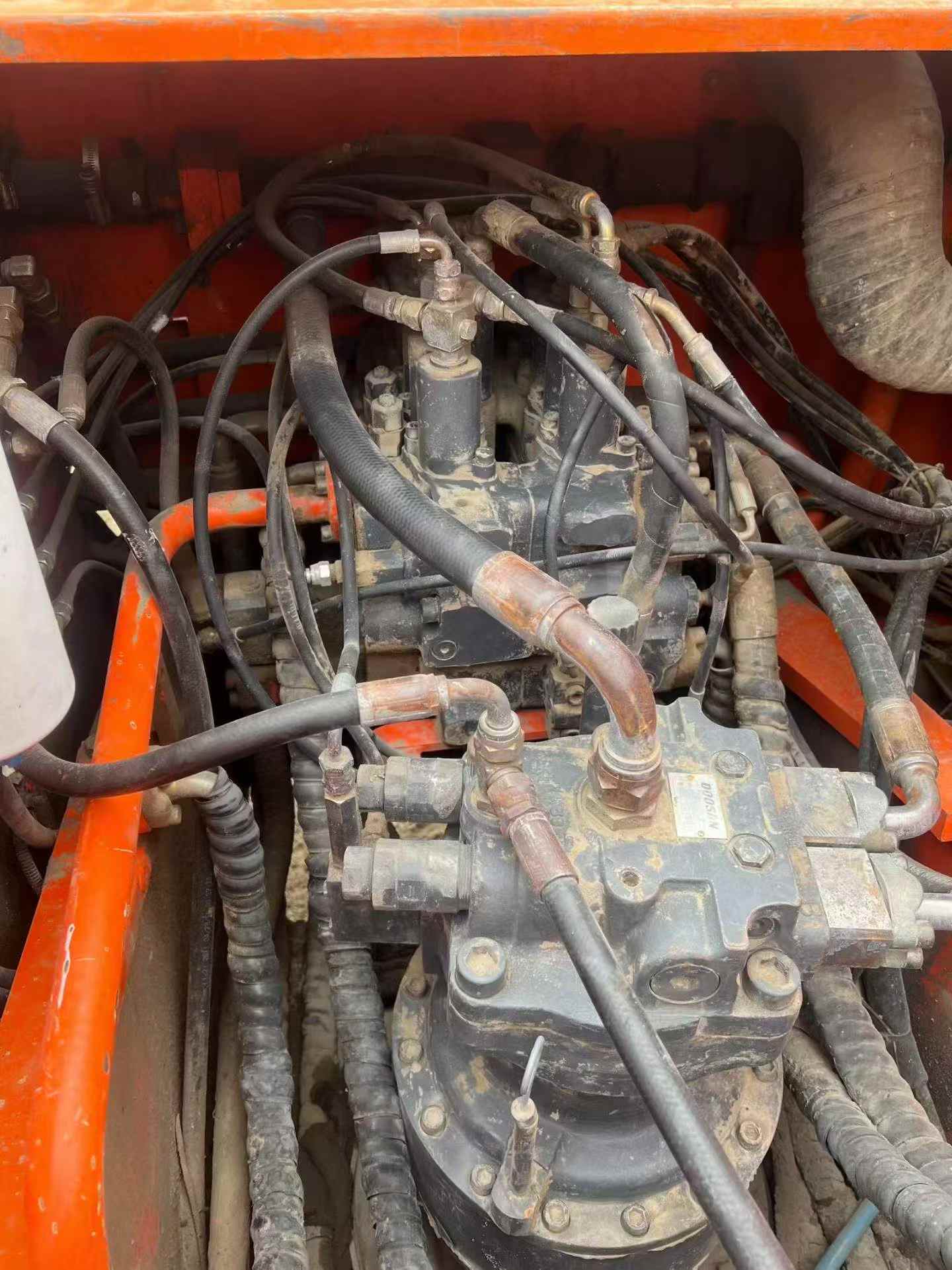 Buy Doosan DH215-9 Used Excavator / 8