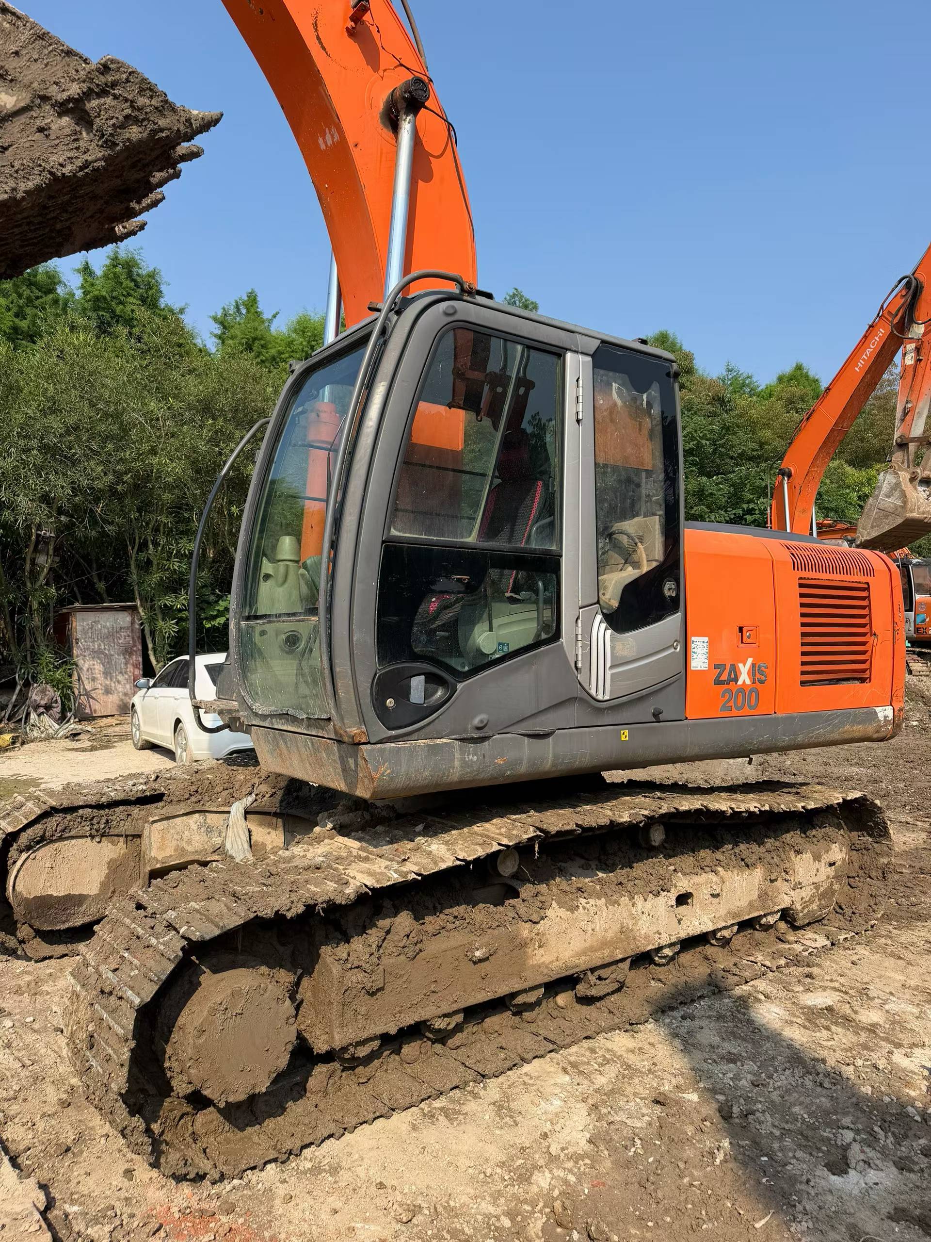 Buy Hitachi EX200-3 Used Excavator / 5