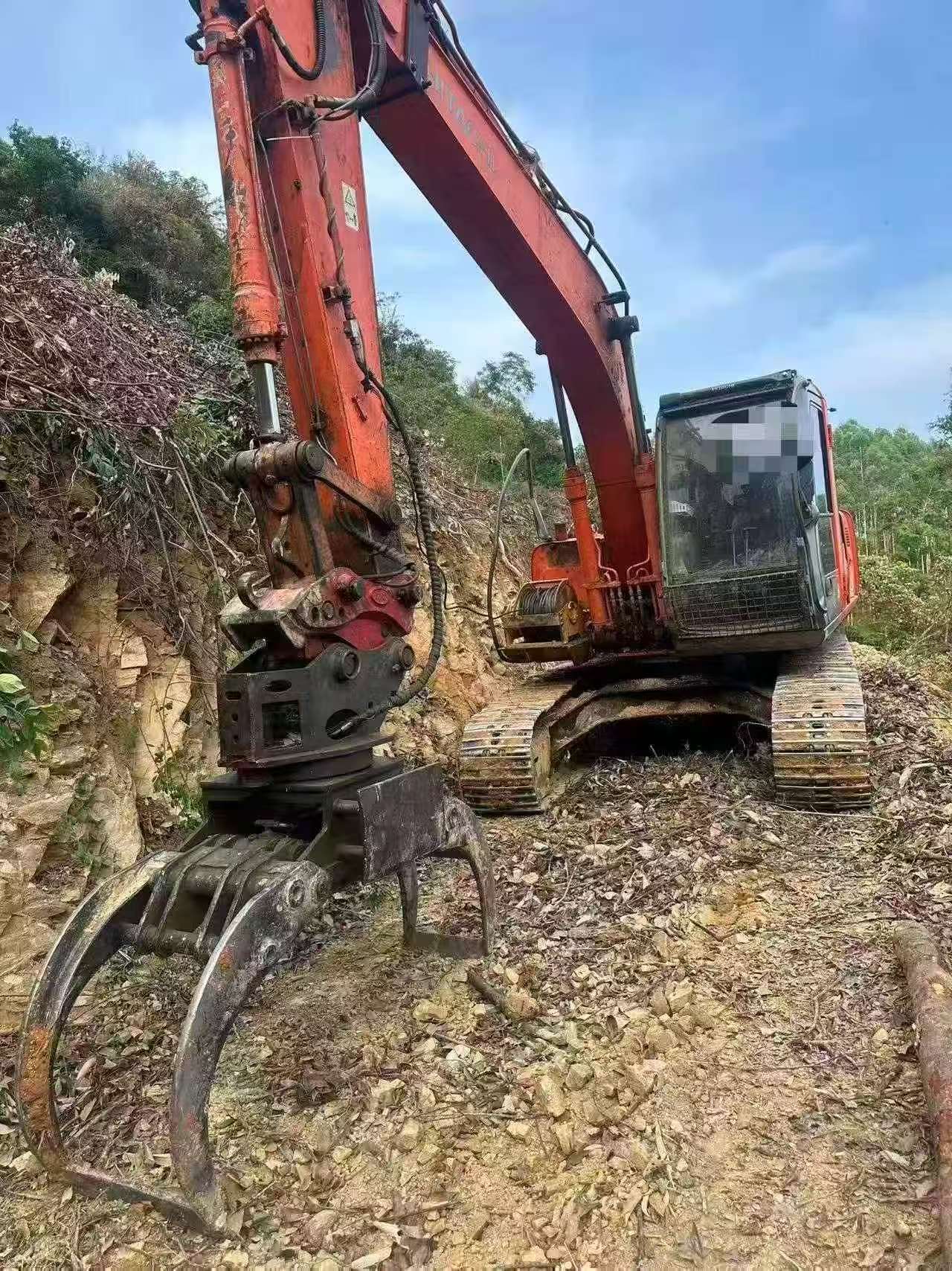 Buy Hitachi EX120-6 Used Excavator / 1