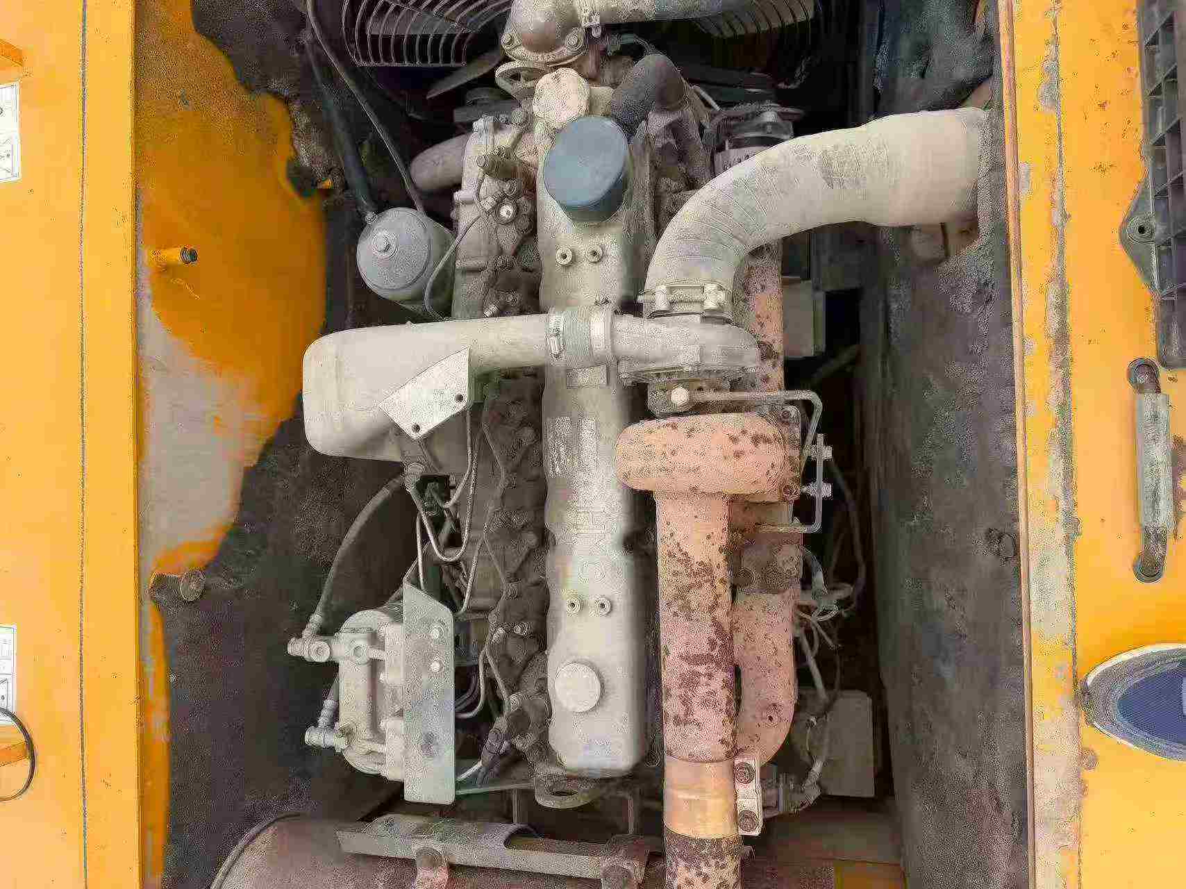 Buy Hyundai R215-7 Used Excavator / 6 Buy Hyundai R215-7 Used Excavator / 6