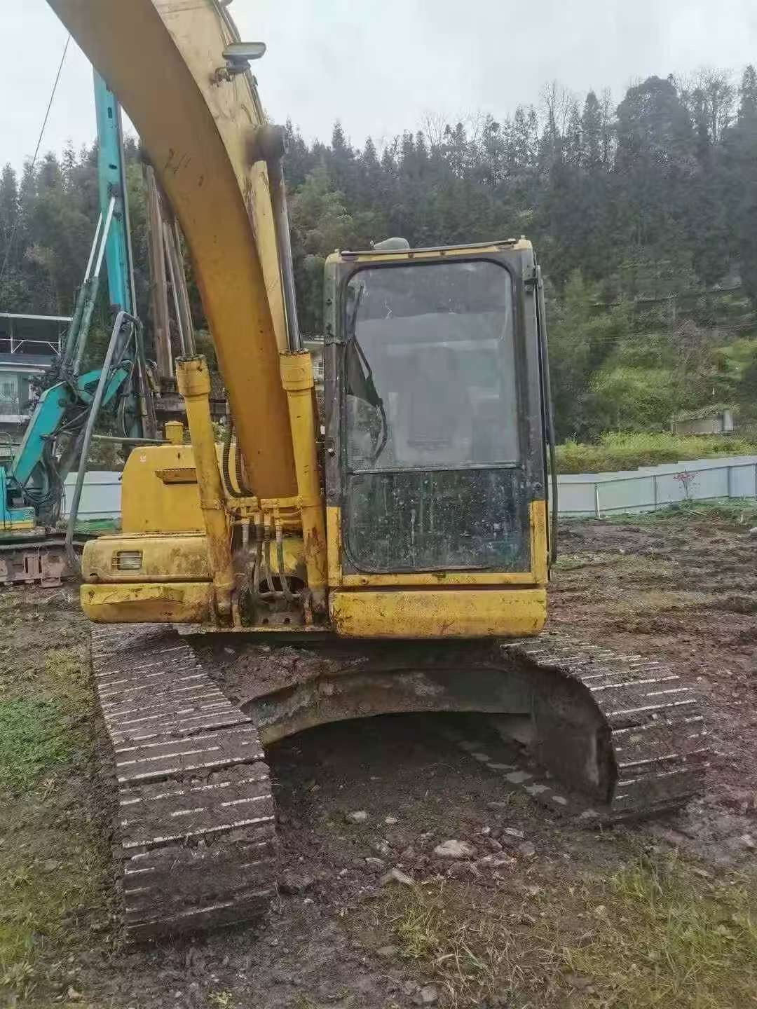 Buy Komatsu PC110-7 Used Excavator / 4