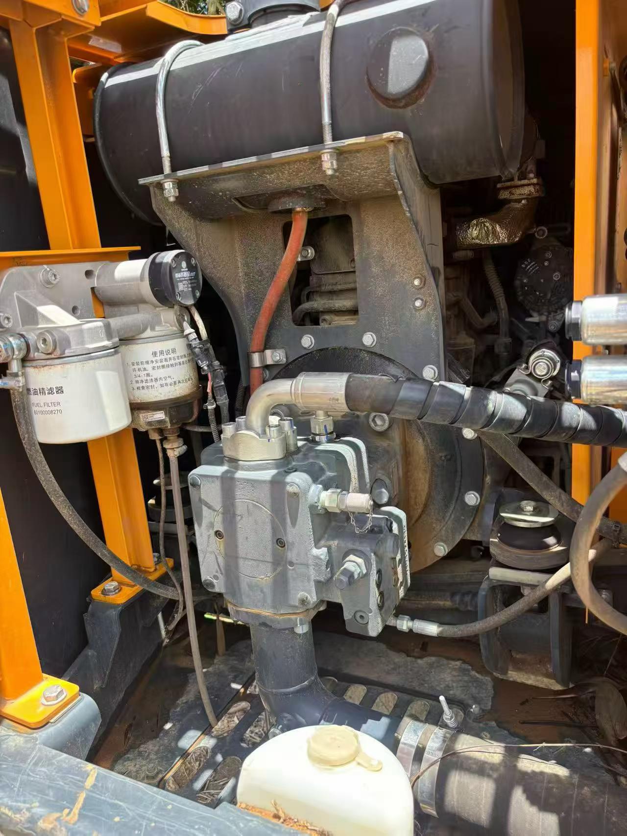 Buy Hyundai HX75 Used Excavator / 3