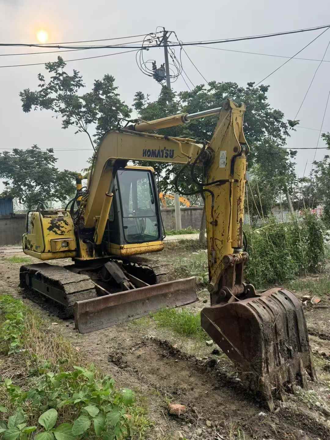 Buy Komatsu PC60-7 Used Excavator / 2 Buy Komatsu PC60-7 Used Excavator / 2