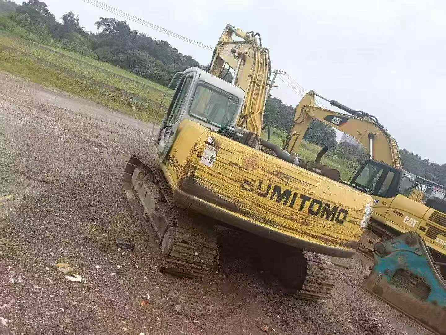 Buy Sumitomo SH200-3 Used Excavator / 3