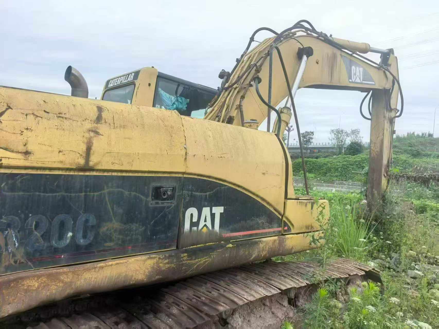 Buy Caterpillar 320C Used Excavator / 8