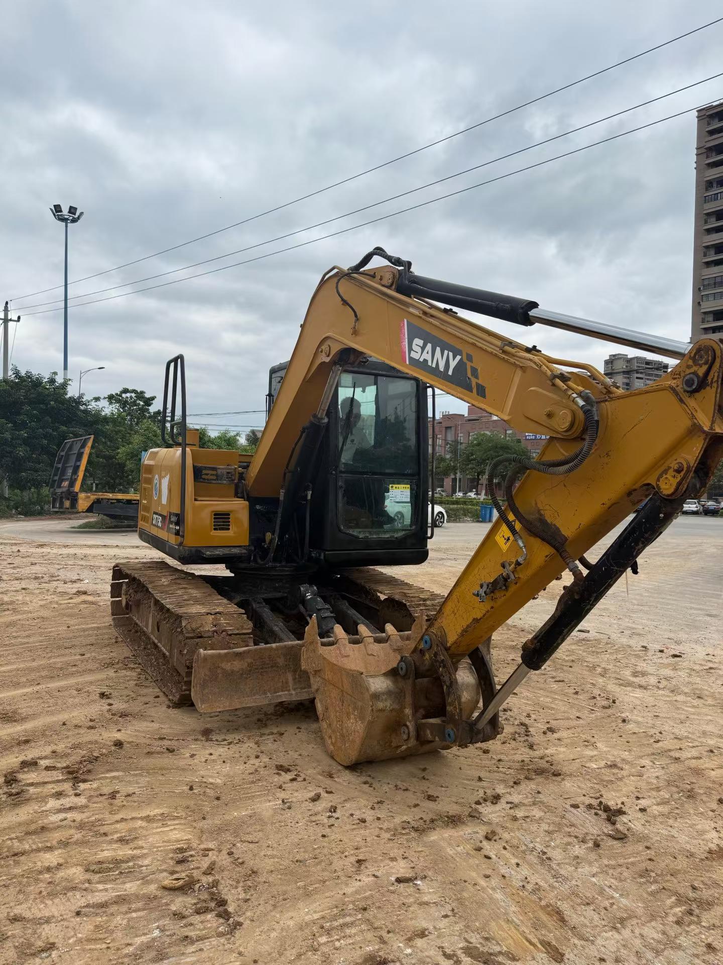 Buy Sany SY75C-8 Used Excavator / 5