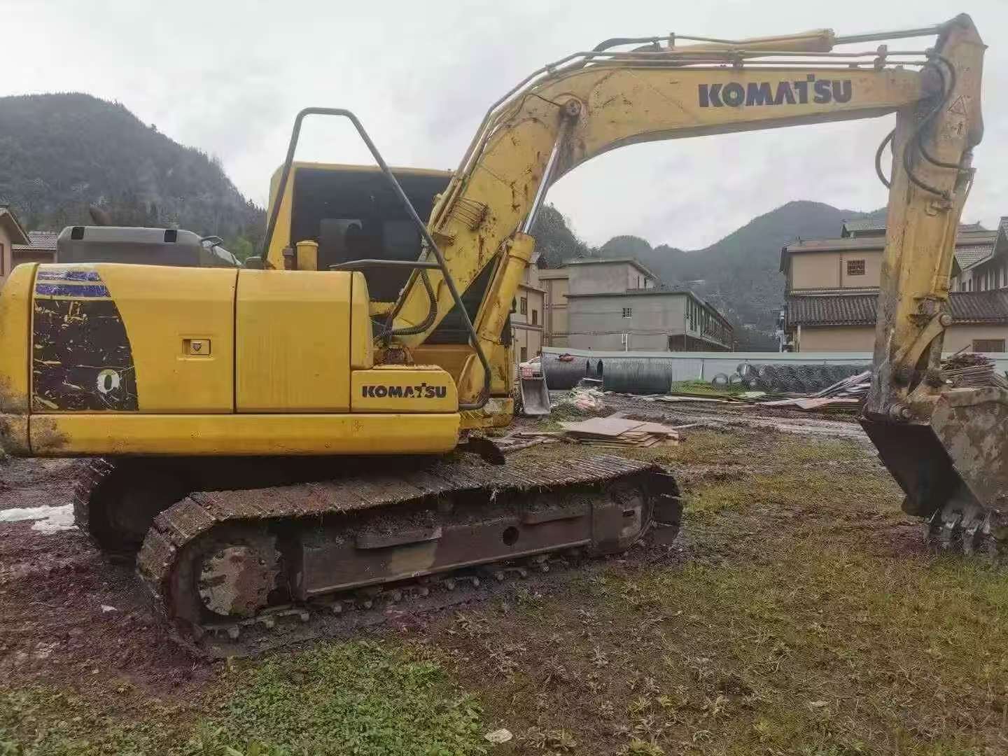 Buy Komatsu PC110-7 Used Excavator / 3