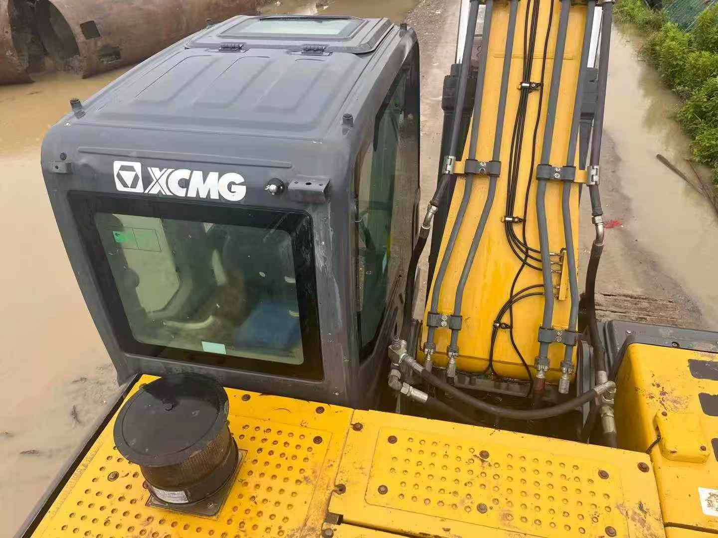 Buy XCMG XE200 Used Excavator / 3