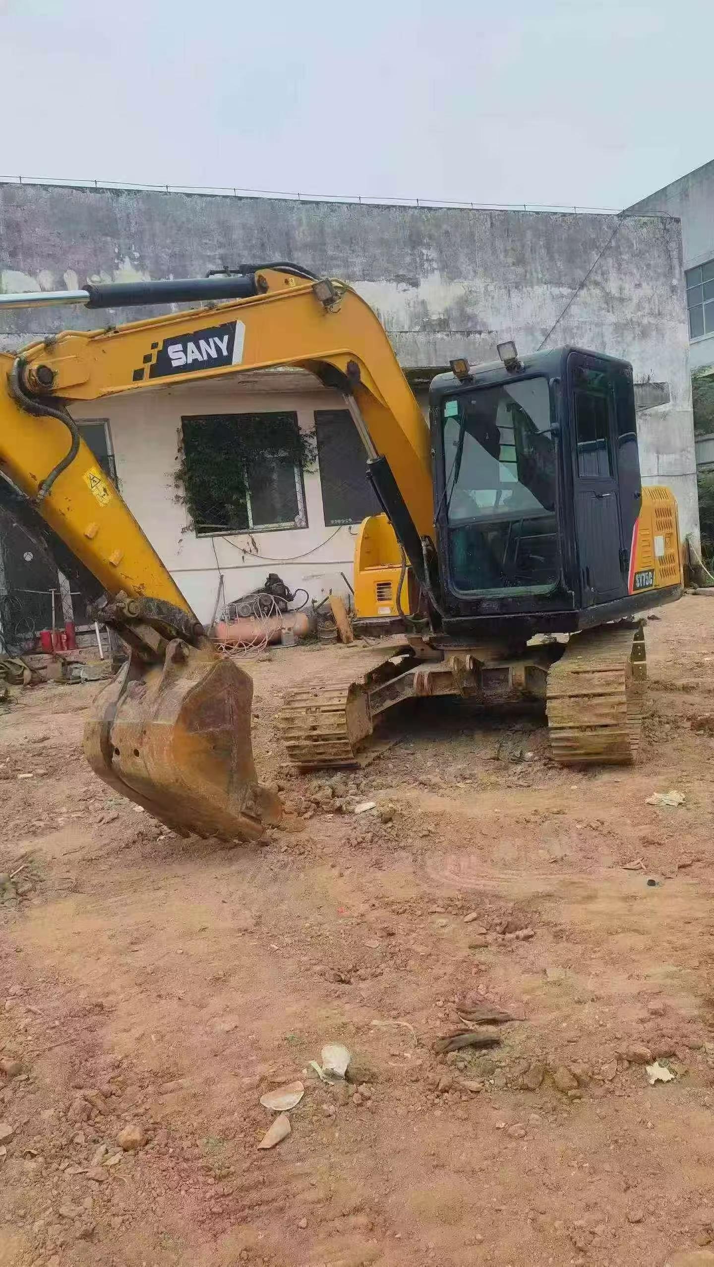 Buy Sany SY75 Used Excavator / 7