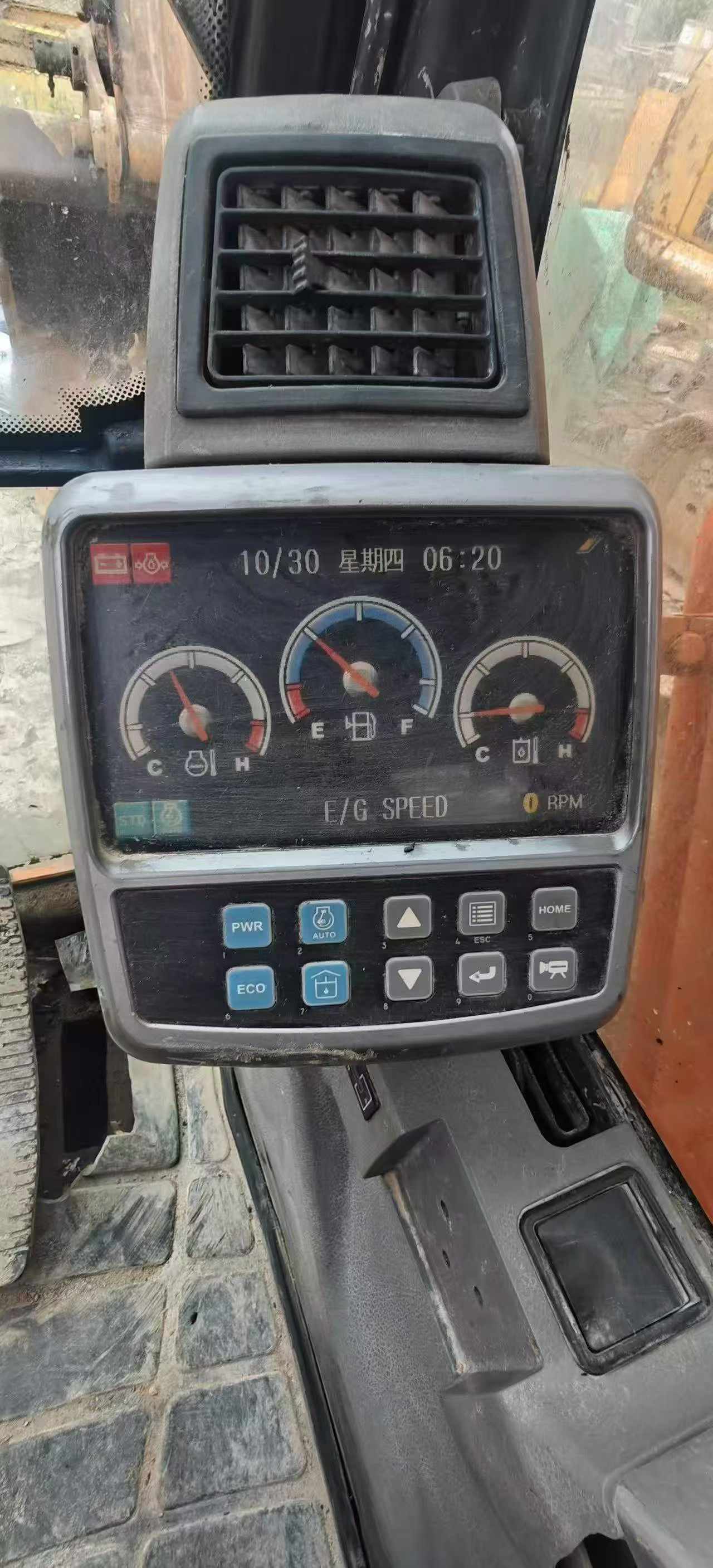 Buy Doosan DX340LC Used Excavator / 9