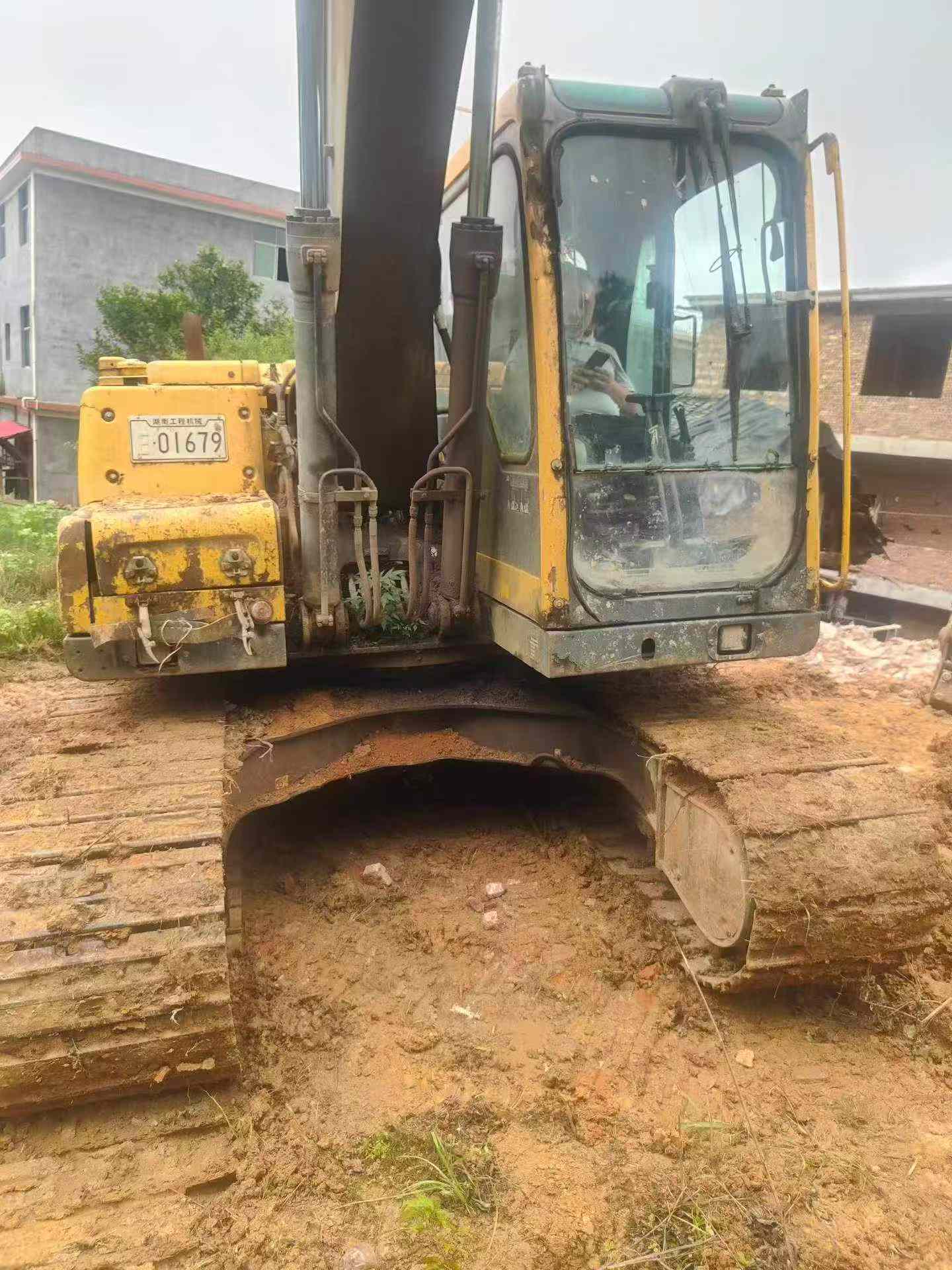 Buy Volvo EC140 Used Excavator / 3