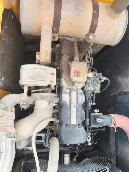 Buy Hyundai R215VS Used Excavator / 1