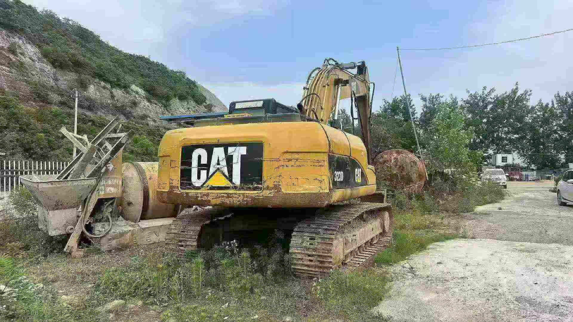 Buy Caterpillar 320D Used Excavator / 1