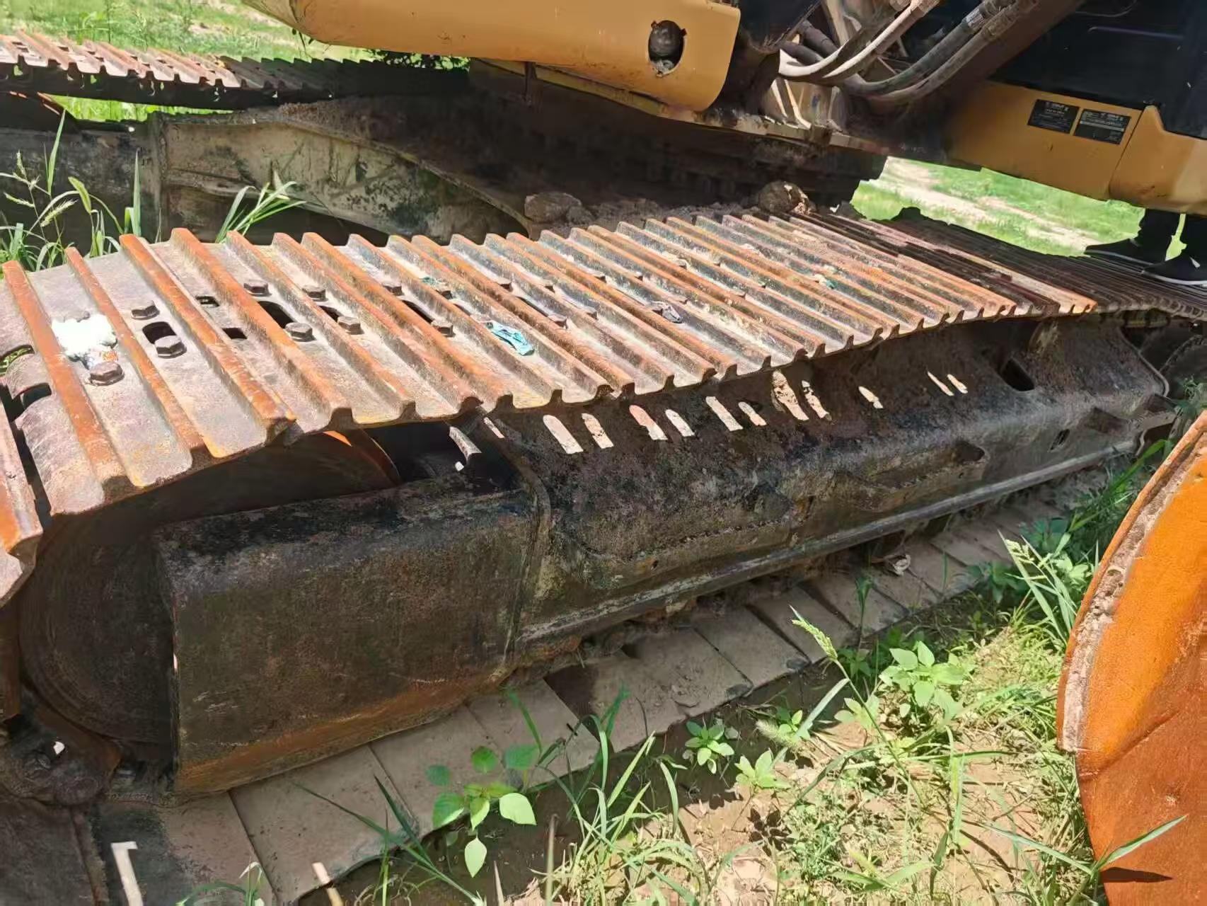 Buy Caterpillar 320GC Used Excavator / 4