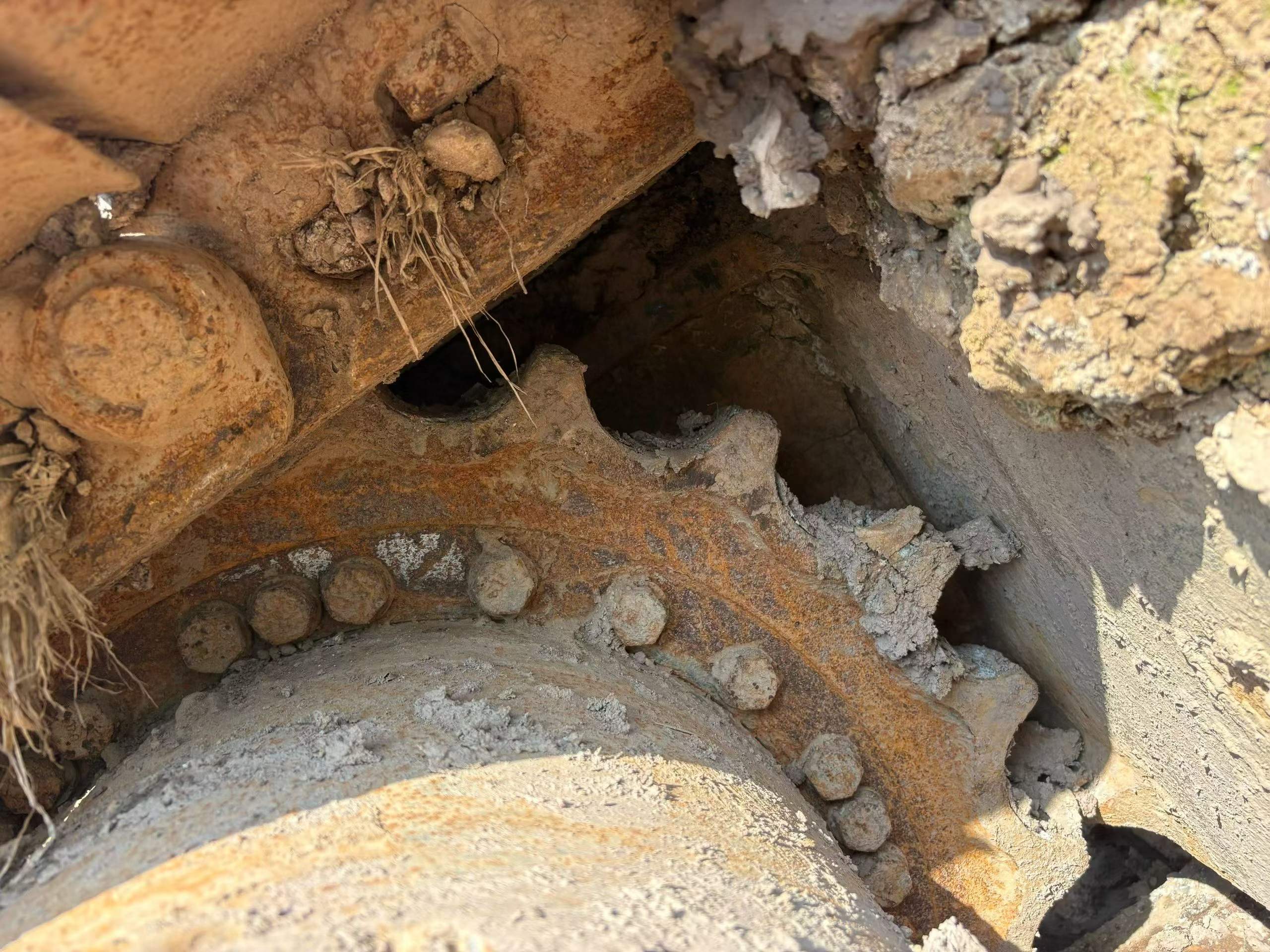 Buy Hyundai R215-7 Used Excavator / 7 Buy Hyundai R215-7 Used Excavator / 7