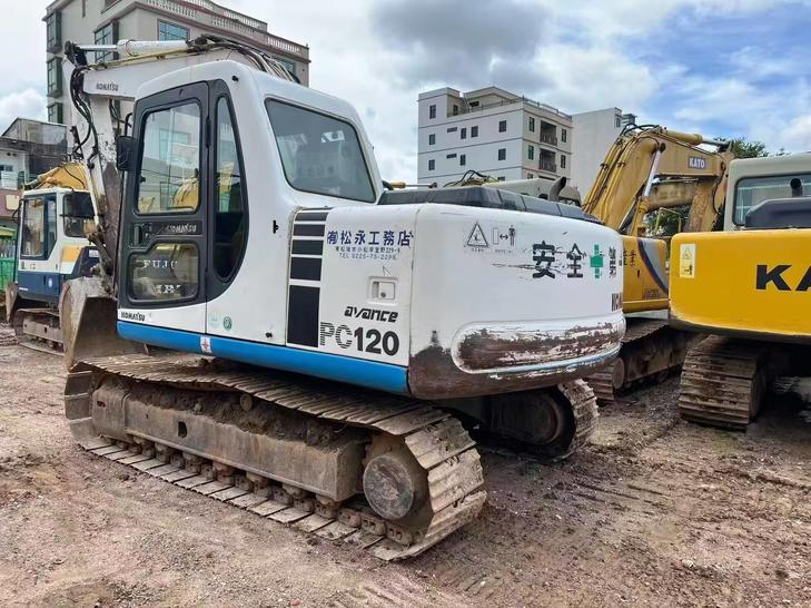 Buy Komatsu PC120-6E Used Excavator / 1