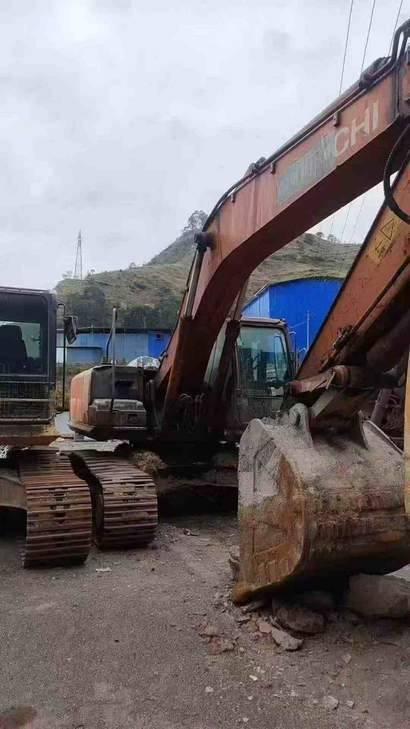 Buy Hitachi ZX250K-5A Used Excavator / 1