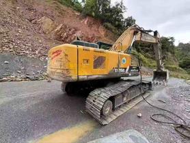 Buy Sany SY215C Used Excavator / 4 Buy Sany SY215C Used Excavator / 4