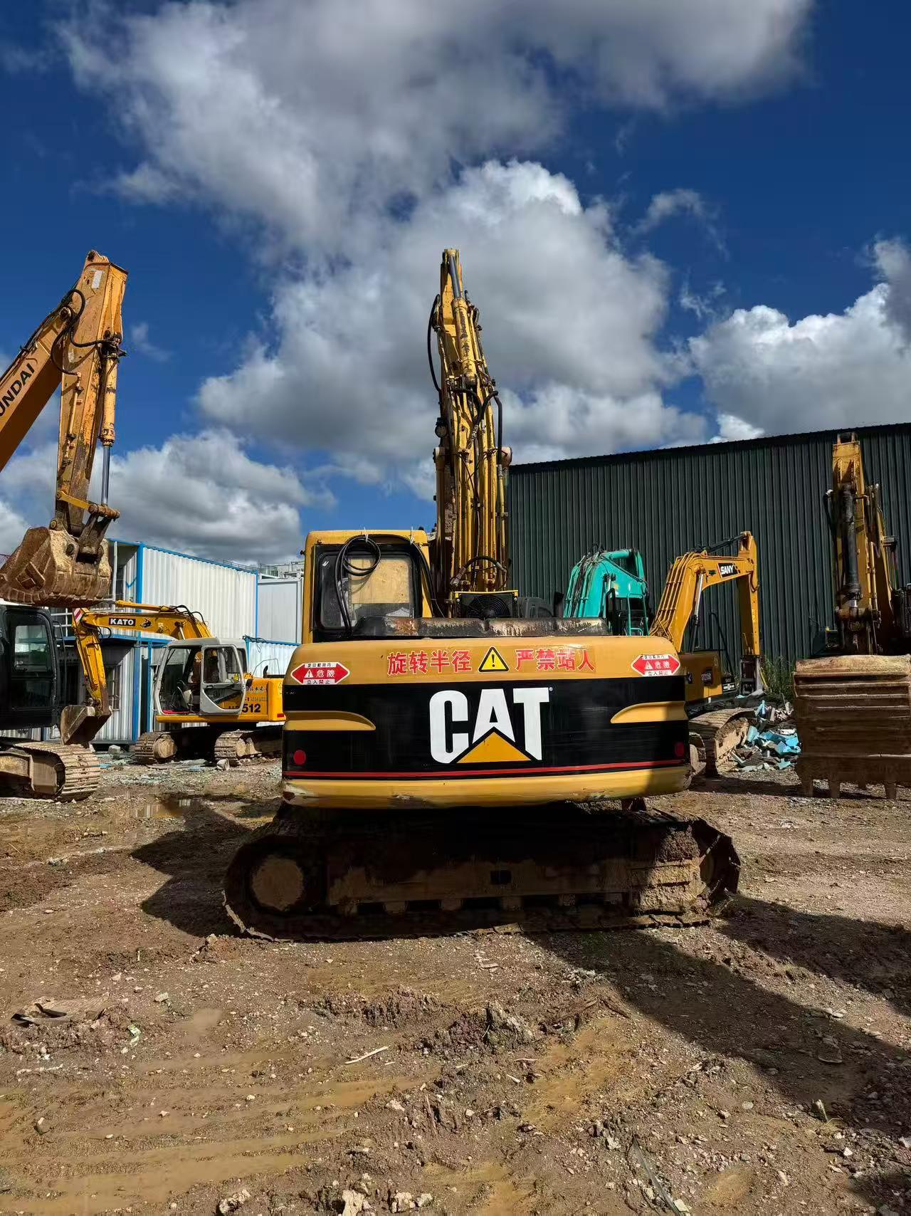 Buy Caterpillar 311 Used Excavator / 8