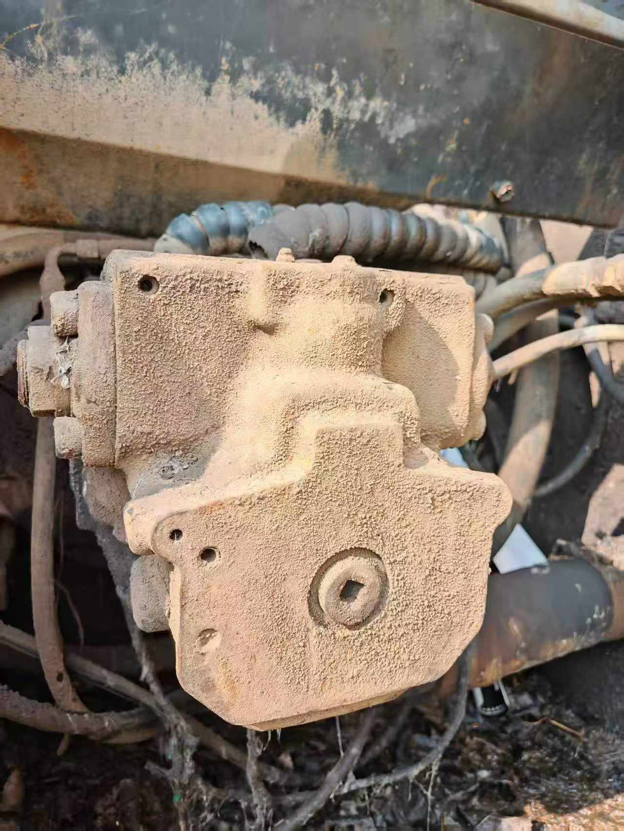 Buy Komatsu PC200-7 Used Excavator / 6 Buy Komatsu PC200-7 Used Excavator / 6