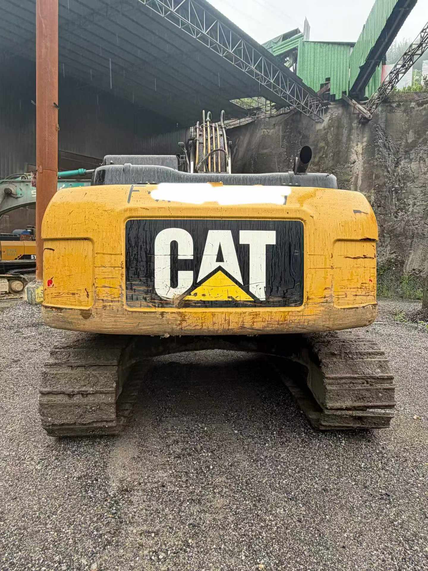 Buy Caterpillar 320D Used Excavator / 7
