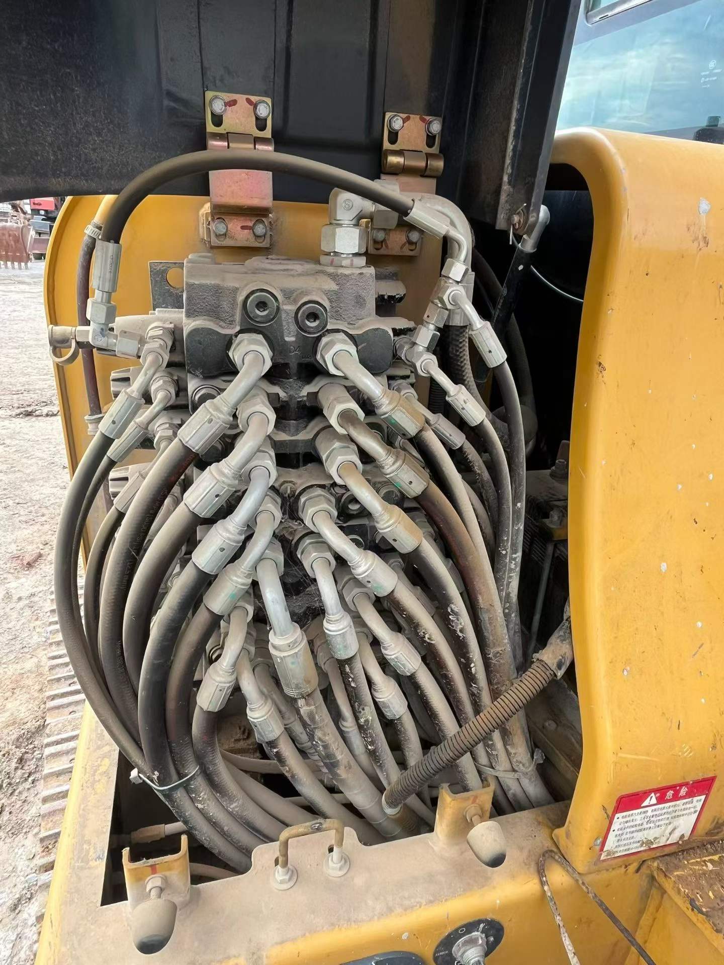 Buy XCMG XE60 Used Excavator / 4