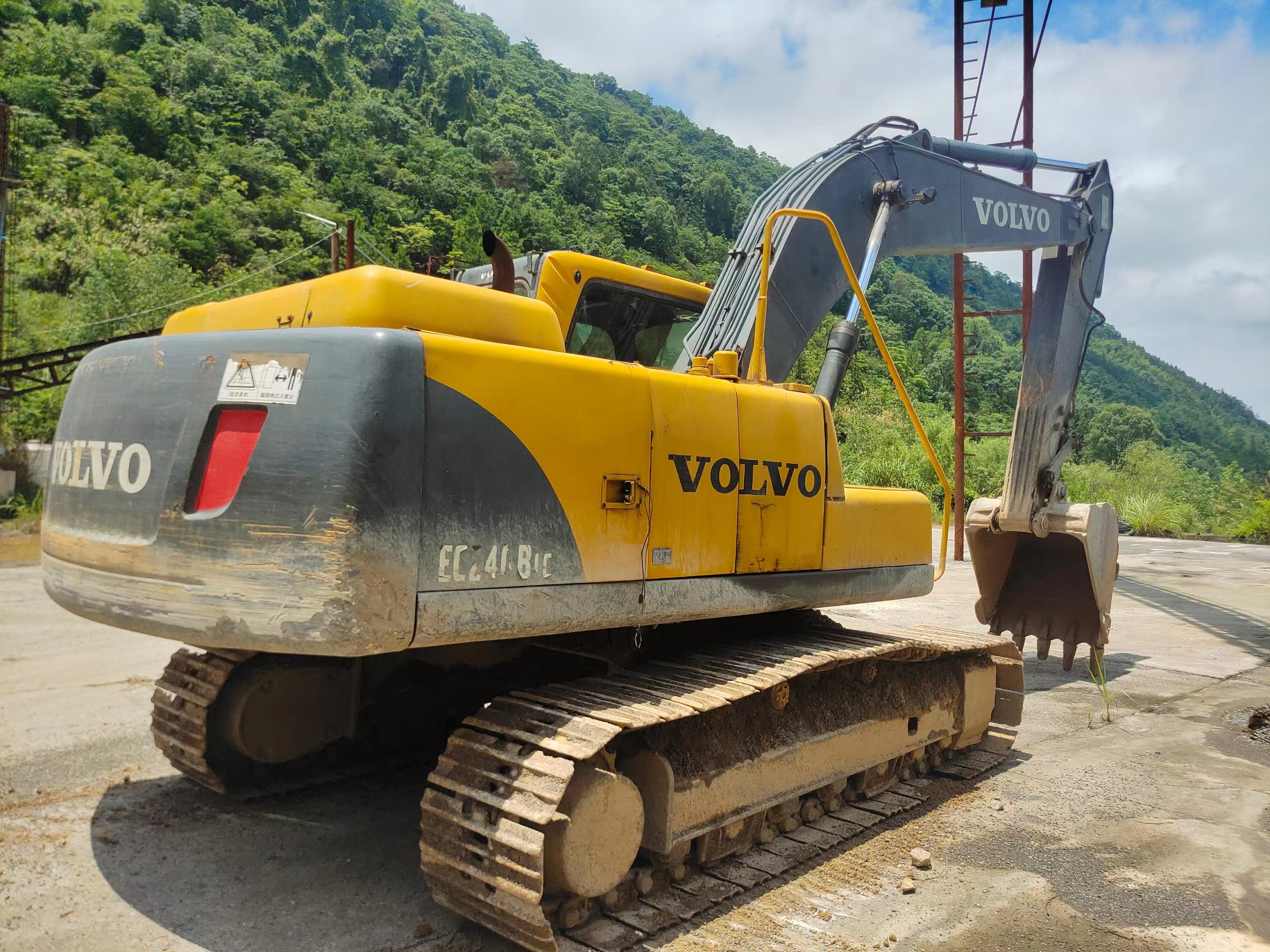 Buy Volvo EC210B Used Excavator / 2