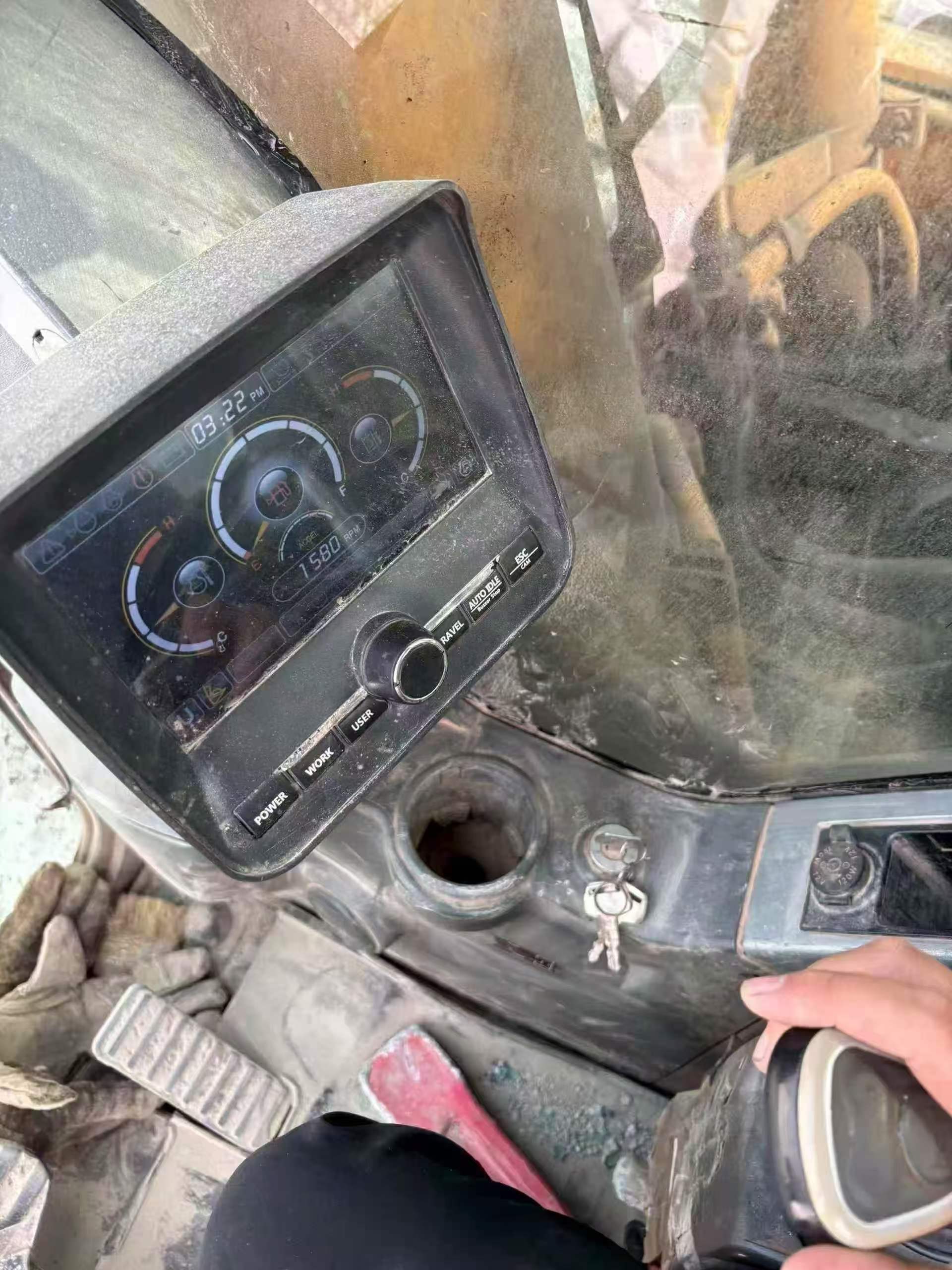 Buy Hyundai R385LC-9 Used Excavator / 2 Buy Hyundai R385LC-9 Used Excavator / 2