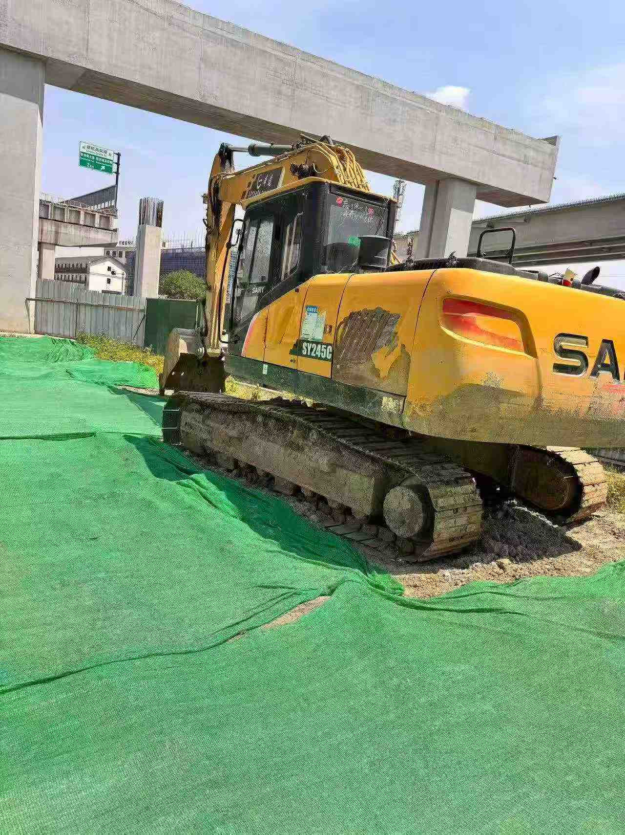 Buy Sany SY215C Used Excavator / 1