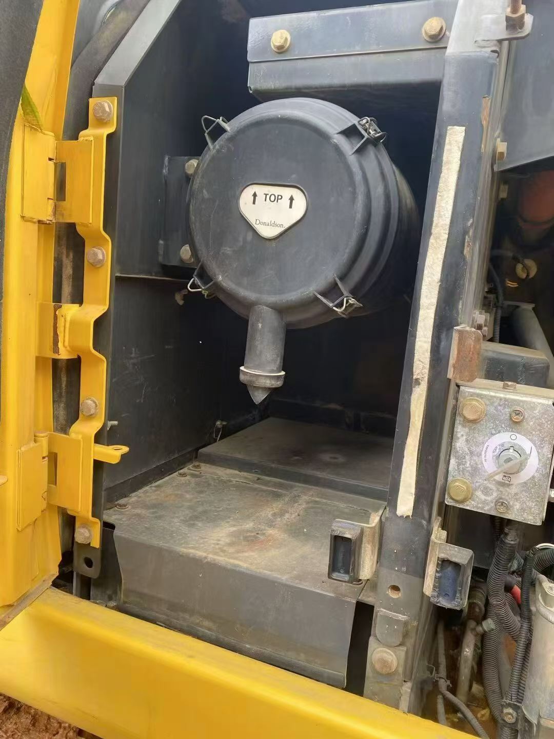 Buy Sumitomo SH210A5 Used Excavator / 7 Buy Sumitomo SH210A5 Used Excavator / 7